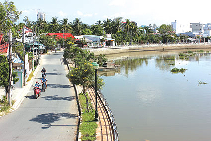 Big projects breathes new life into Can Tho city Cai Khe canal is beautiful after renovation (under Project 1).