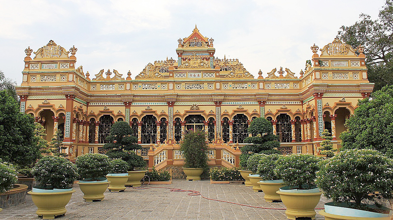 Chùa Vĩnh Tràng là điểm đến tâm linh và văn hóa, kiến trúc lý tưởng.