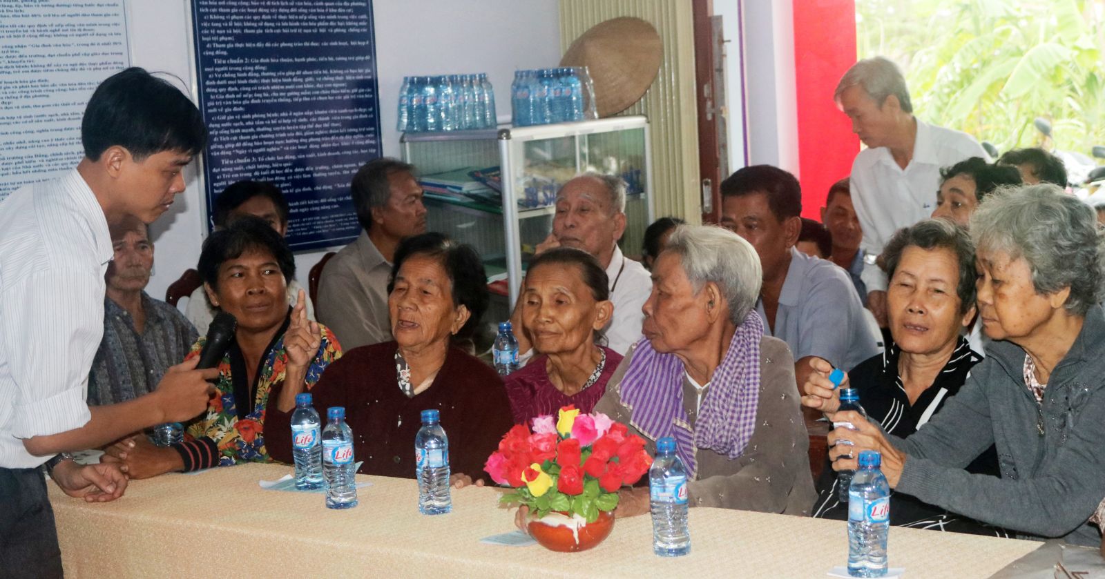Phát huy vai trò người có uy tín
trong đồng bào dân tộc Khmer