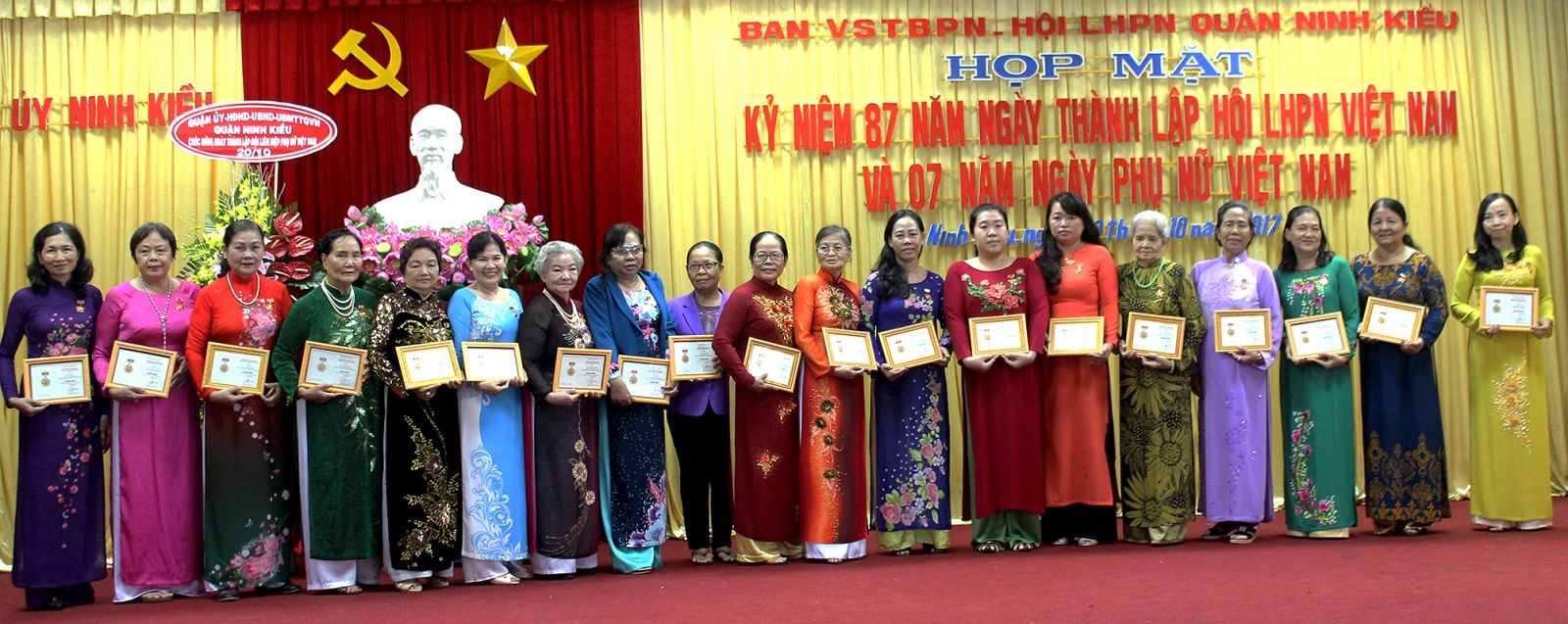 Kỷ niệm Ngày Phụ nữ Việt Nam 20-10