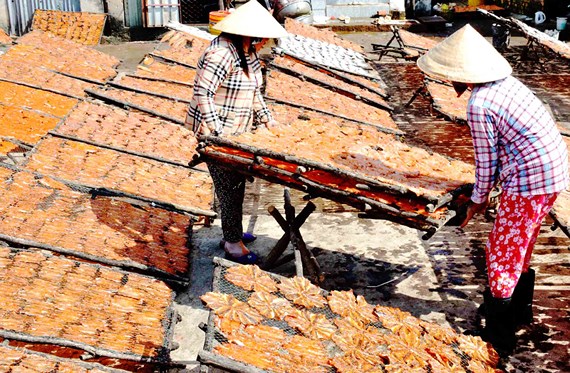 Đồng bằng sông Cửu Long tất bật lo hàng tết