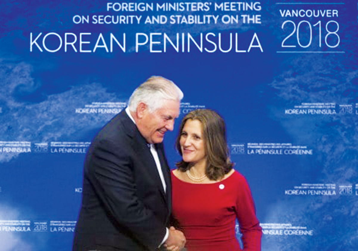 Ngoại trưởng Mỹ Tillerson và người đồng cấp Canada Chrystia Freeland tại hội nghị. Ảnh: AP