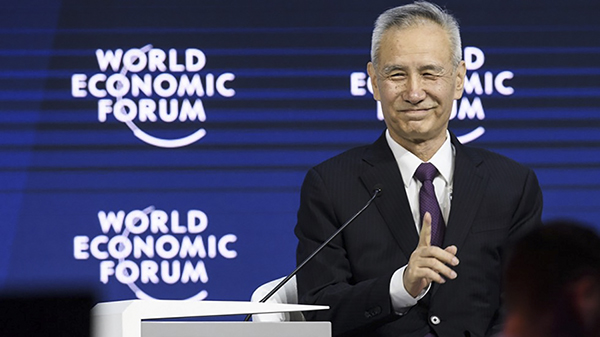 Ông Lưu Hạc tham dự Diễn đàn Kinh tế Thế giới ở Davos. Ảnh: EPA