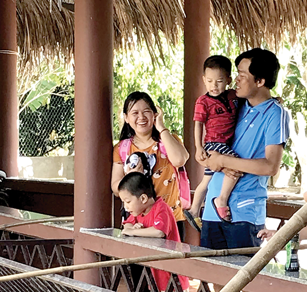 Đừng đẩy trở ngại thành bế tắc Vợ chồng cần có sự thấu hiểu, chia sẻ vui buồn cùng nhau để xây dựng gia đình hạnh phúc. Ảnh mang tính minh họa.