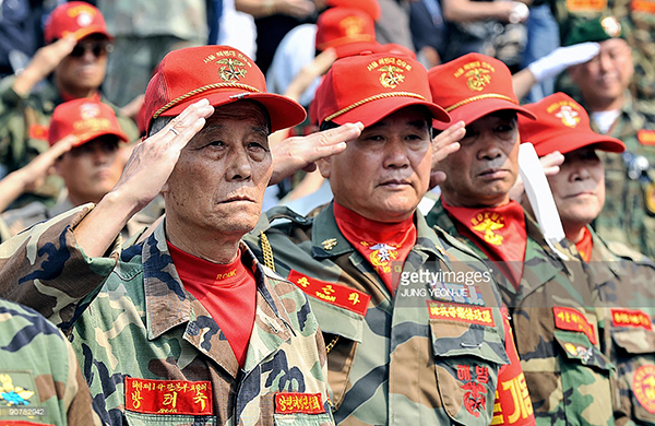 Cựu binh Hàn Quốc trong một sự kiện kỷ niệm kết thúc Chiến tranh Triều Tiên. Ảnh: Getty Images