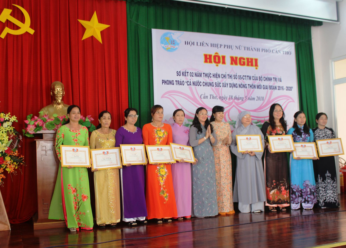 Học tập và làm theo Bác trở thành việc thường xuyên của cán bộ, đảng viên, nhân dân
