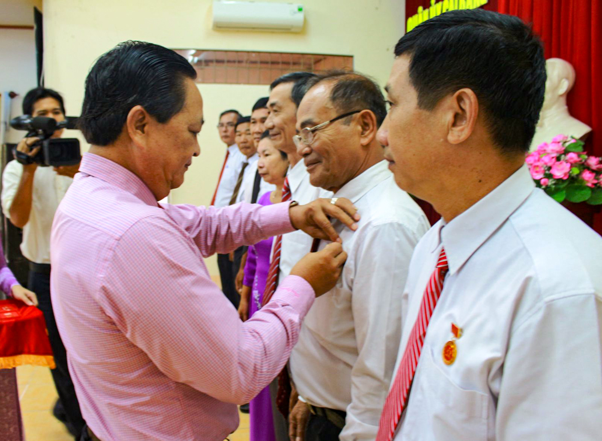 Học tập và làm theo Bác trở thành việc thường xuyên của cán bộ, đảng viên, nhân dân