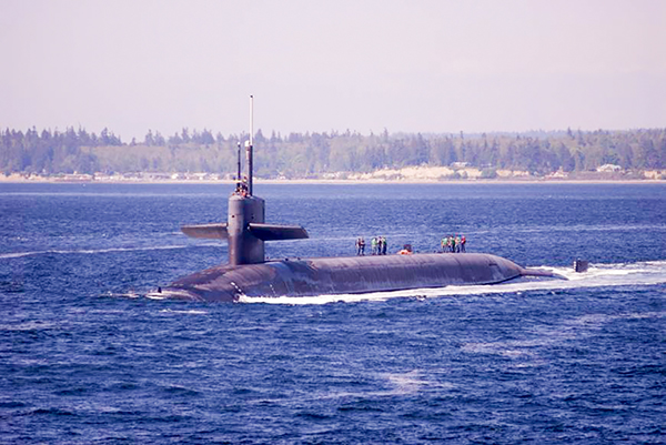 Tàu ngầm USS Louisiana của Mỹ trở về căn cứ sau cuộc tuần tra hồi tháng 5. Ảnh: Japan Times
