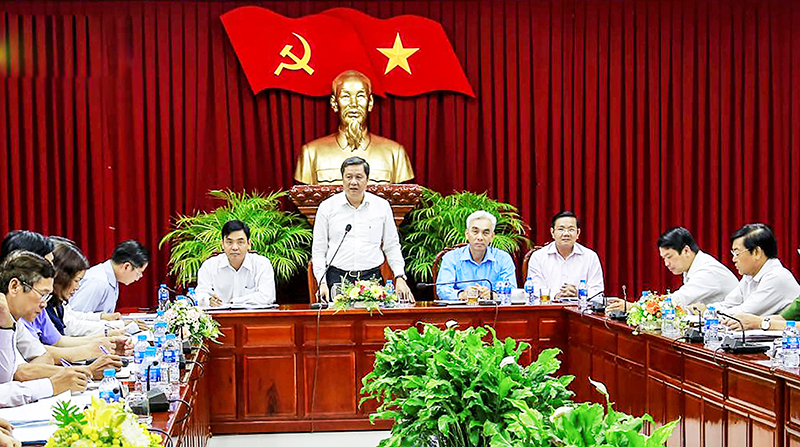 Đồng chí Phạm Văn Hiểu, Phó Bí thư Thường trực Thành ủy phát biểu tại buổi làm việc.