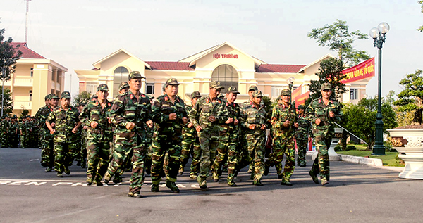 Lực lượng vũ trang TP Cần Thơ tham gia Ngày Chạy thể thao CISM.