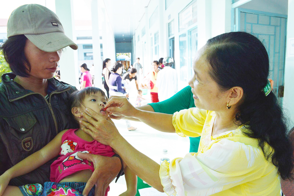 Từ ngày 1 đến 7-12, uống bổ sung vitamin A đợt II