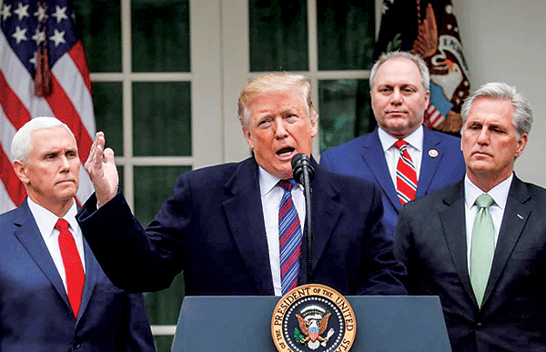 Ông Trump muốn dùng quyền khẩn cấp để xây bức tường biên giới