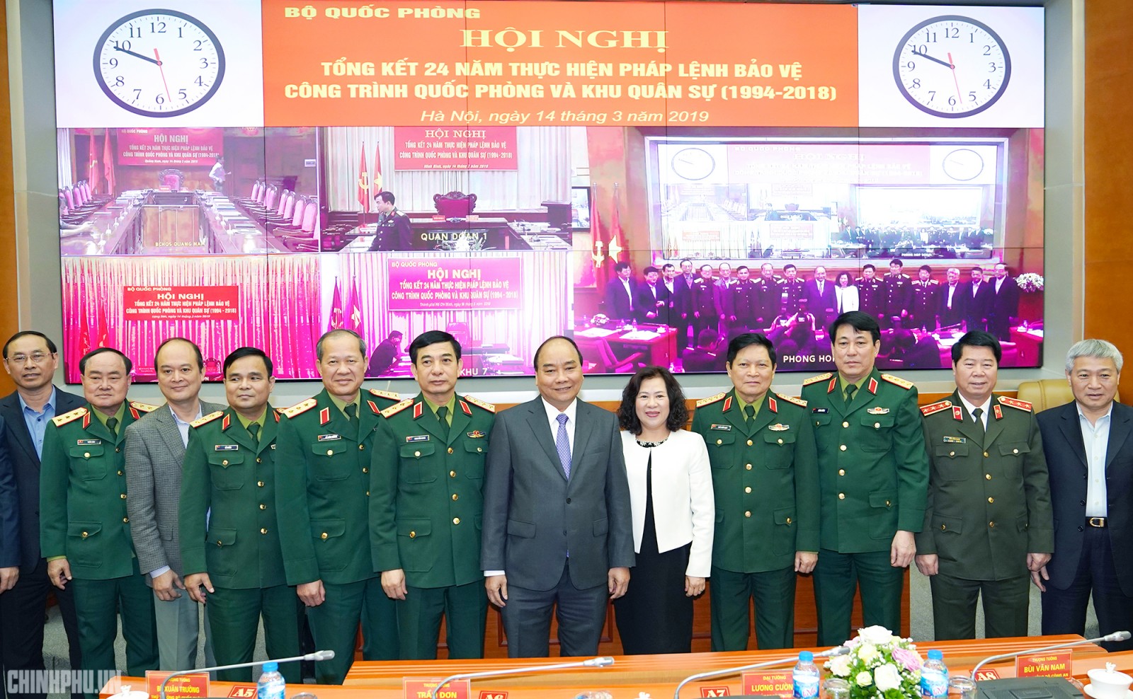 Không vì kinh tế mà coi nhẹ nhiệm vụ quốc phòng