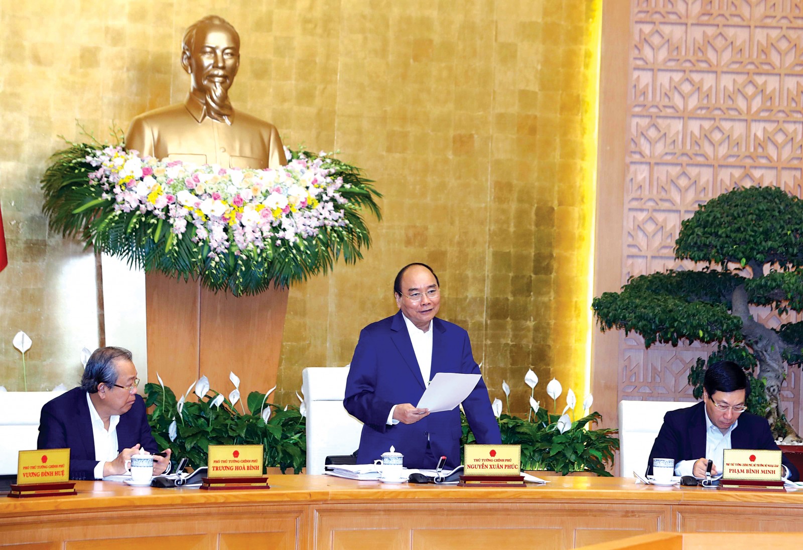 Thủ tướng Nguyễn Xuân Phúc chủ trì Phiên họp Chính phủ thường kỳ tháng 3 năm 2019. Ảnh: Thống Nhất - TTXVN