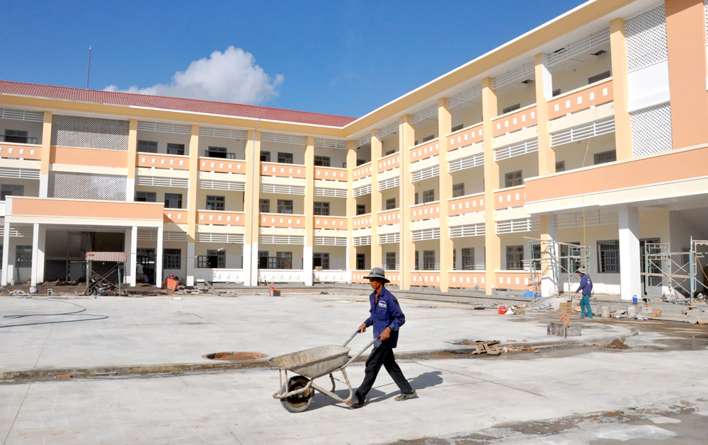  Công trình Trường Tiểu học Lê Bình 3, quận Cái Răng, với tổng mức đầu tư hơn 40 tỉ đồng đã hoàn thành đúng tiến độ.