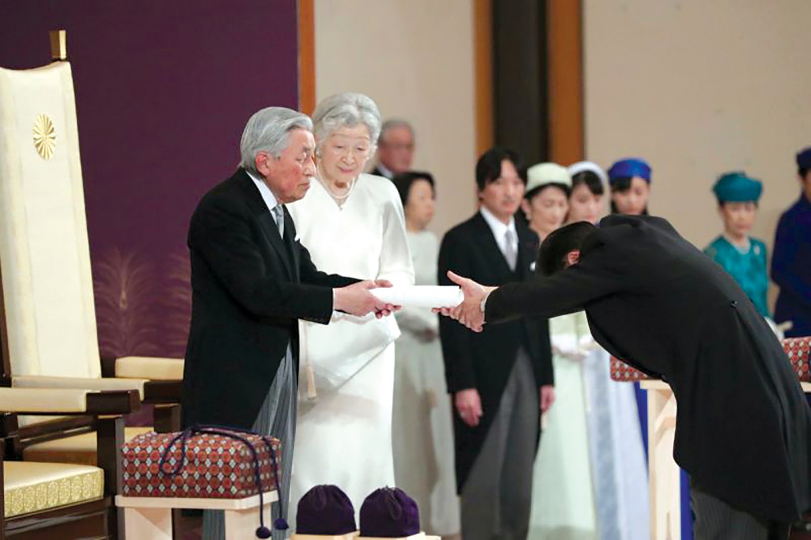 Buổi lễ thoái vị của Nhật hoàng Akihito chiều 30-4. Ảnh: AP
