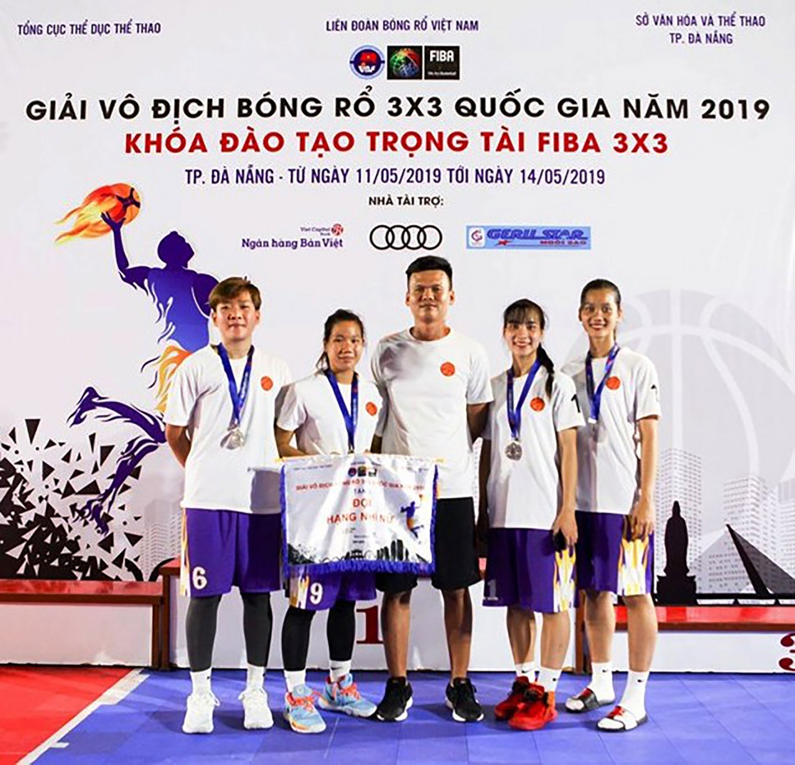 Đội nữ Bóng rổ Cần Thơ đoạt HCB Giải vô địch Bóng rổ 3x3 quốc gia năm 2019. Ảnh: MINH HIỀN