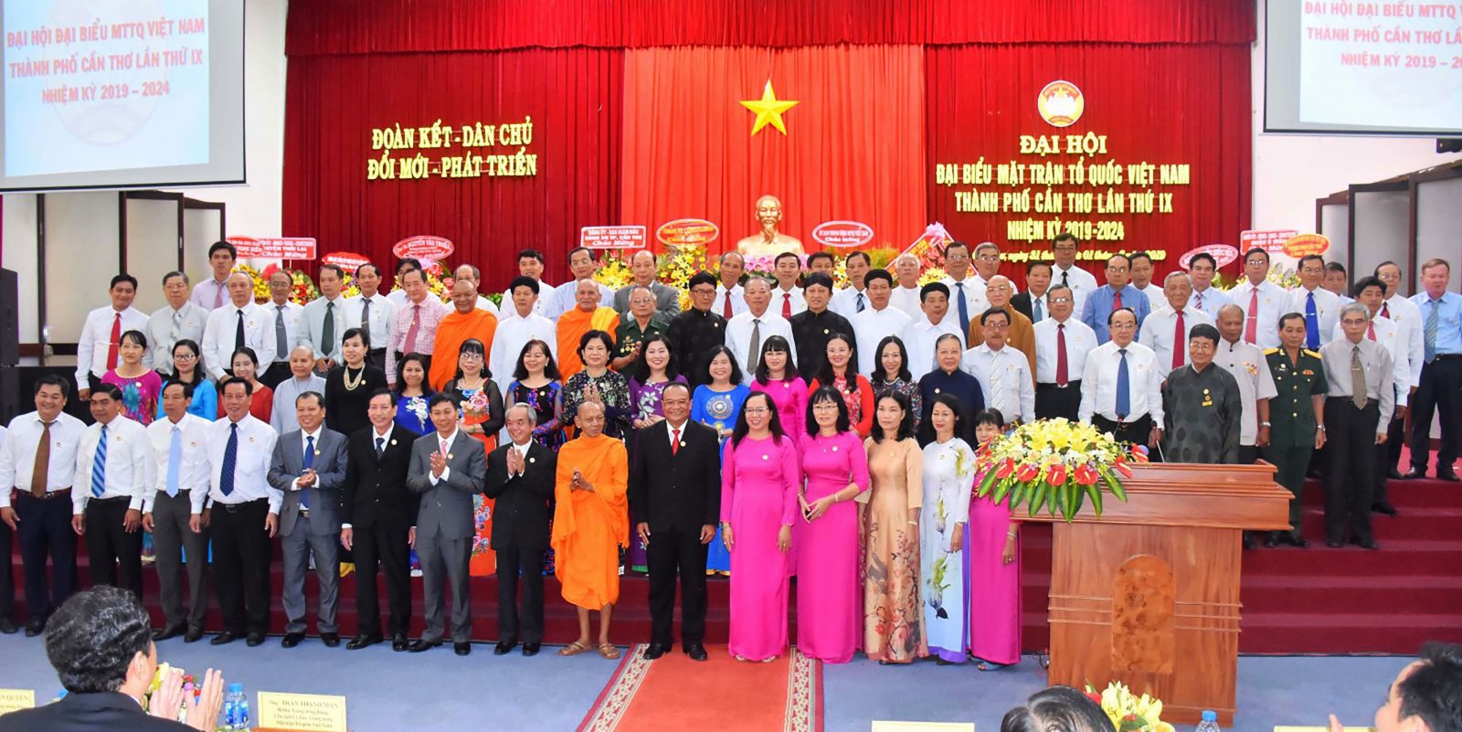 Ủy ban Mặt trận Tổ quốc Việt Nam TP Cần Thơ nhiệm kỳ 2019-2024 ra mắt đại hội.