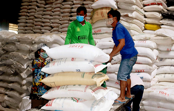 Ðể kinh tế thành phố phát triển nhanh hơn