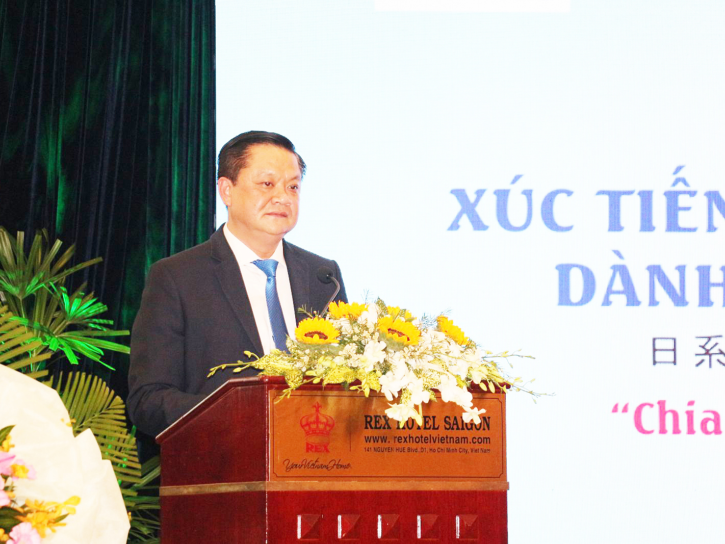 Ông Dương Tấn Hiển, Phó Chủ tịch UBND TP Cần Thơ phát biểu khai mạc hội thảo.
