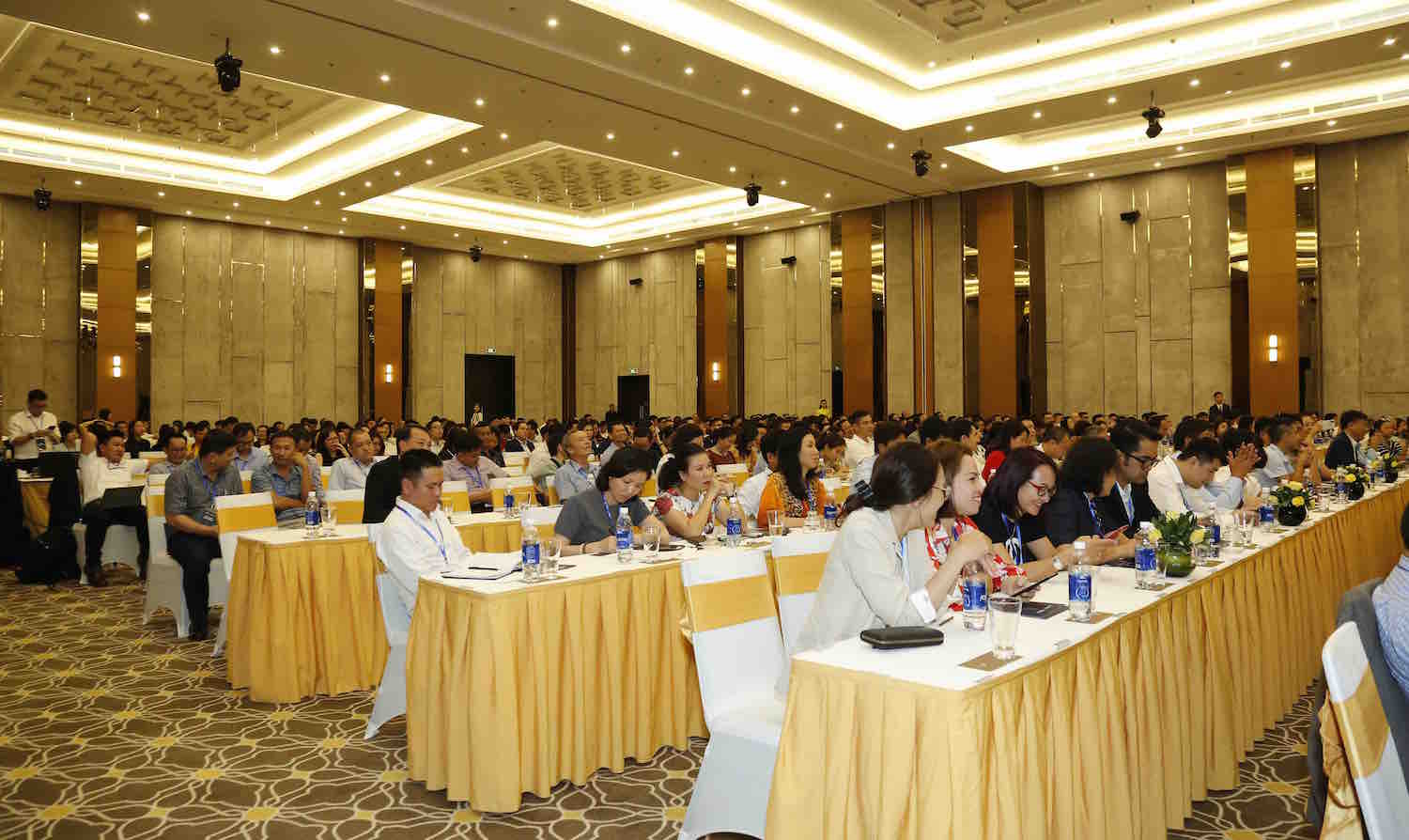 VinMart & VinMart+ sẽ phát triền đa kênh và sở hữu 10.000 siêu thị, cửa hàng vào 2025