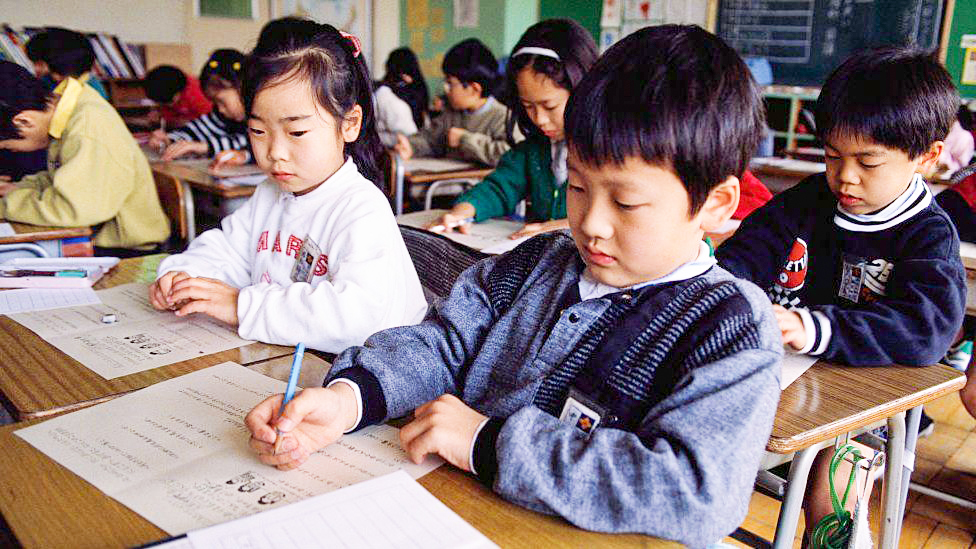 Vì sao nhiều trẻ em Nhật ngại đến trường?