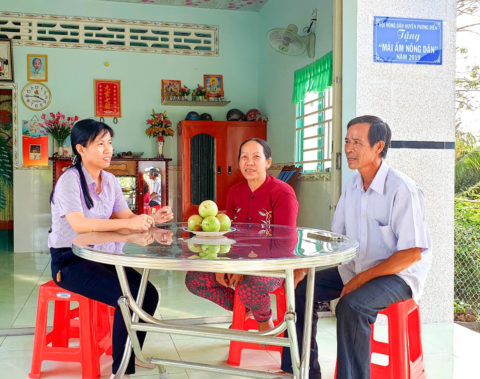 Giúp đỡ hội viên phát triển kinh tế