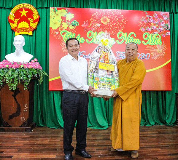 Sôi nổi các hoạt động mừng Đảng, mừng Xuân