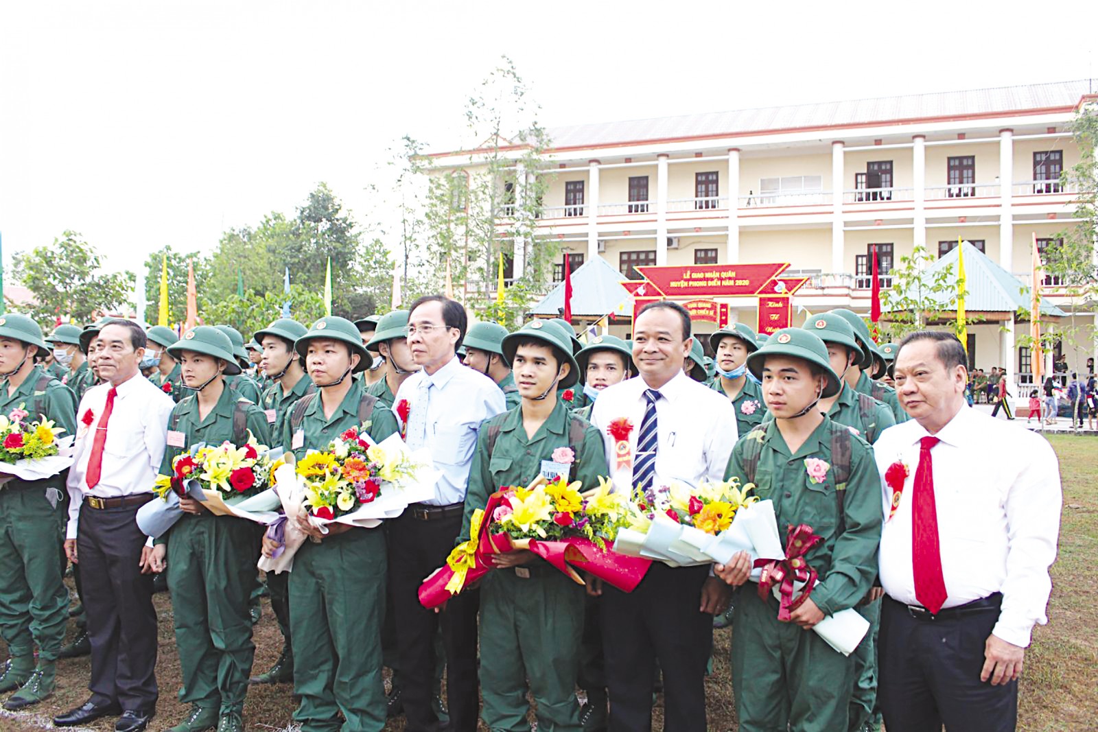 TP Cần Thơ: Long trọng tổ chức Lễ giao nhận quân
