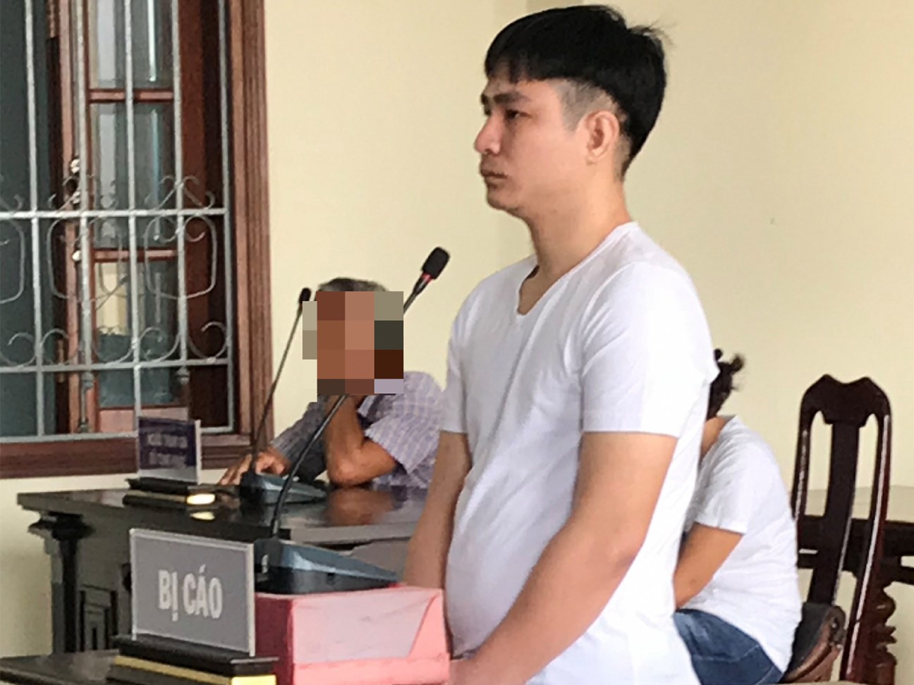 Kỹ sư lừa đảo, lãnh án
13 năm tù