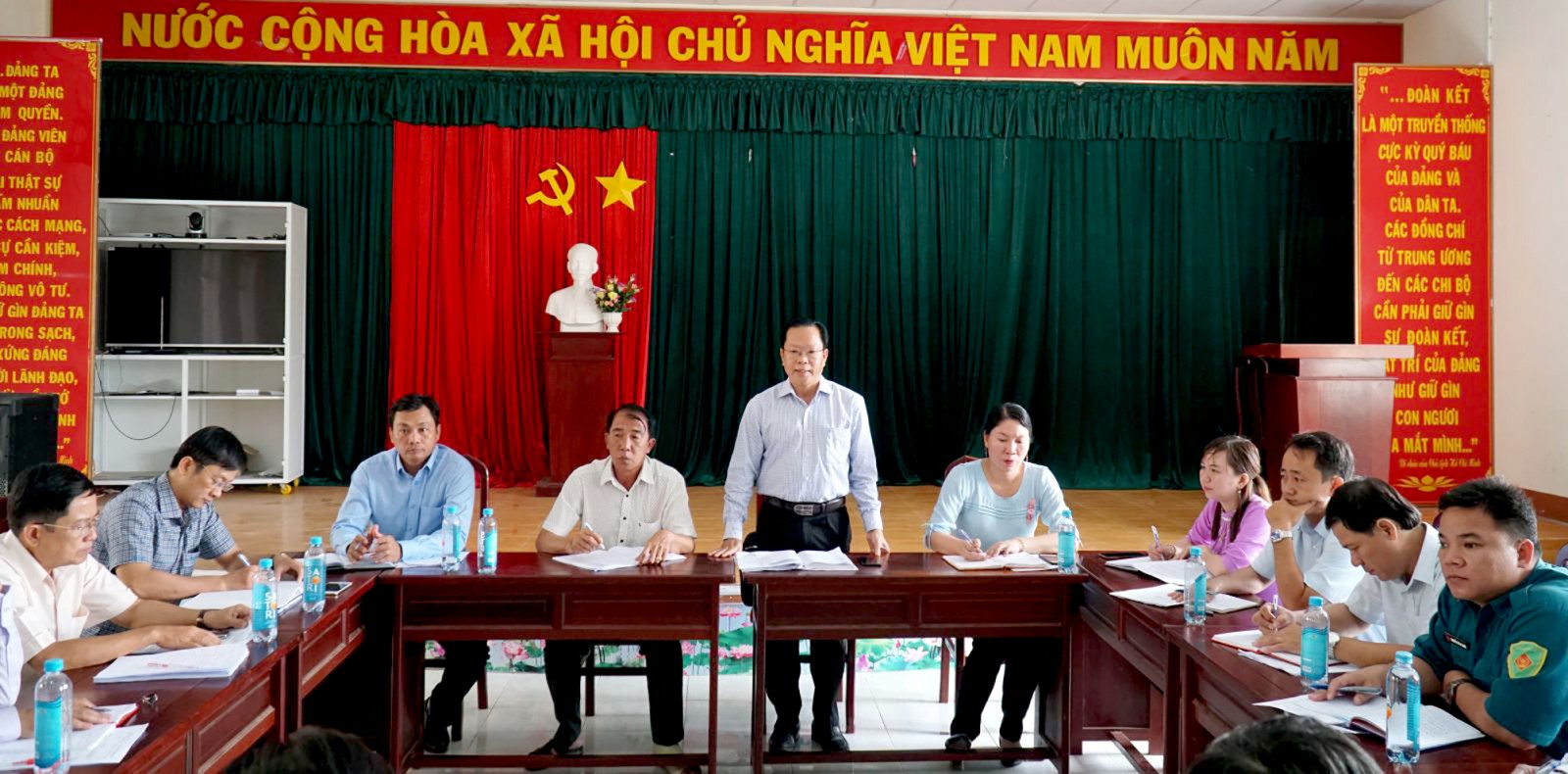 Chuẩn bị chu đáo, tổ chức thành công đại hội Đảng cấp cơ sở và cấp huyện