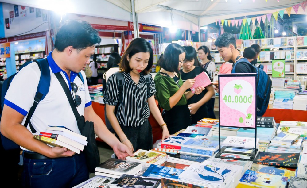 Nhiều tiện ích
tại Hội Sách Online 2020