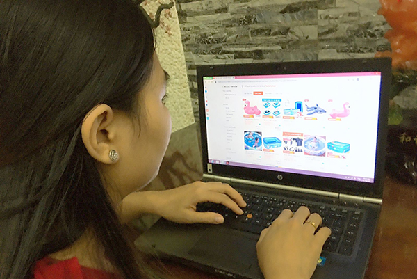 Sắm bể bơi giúp bé giải nhiệt mùa hè tại nhà