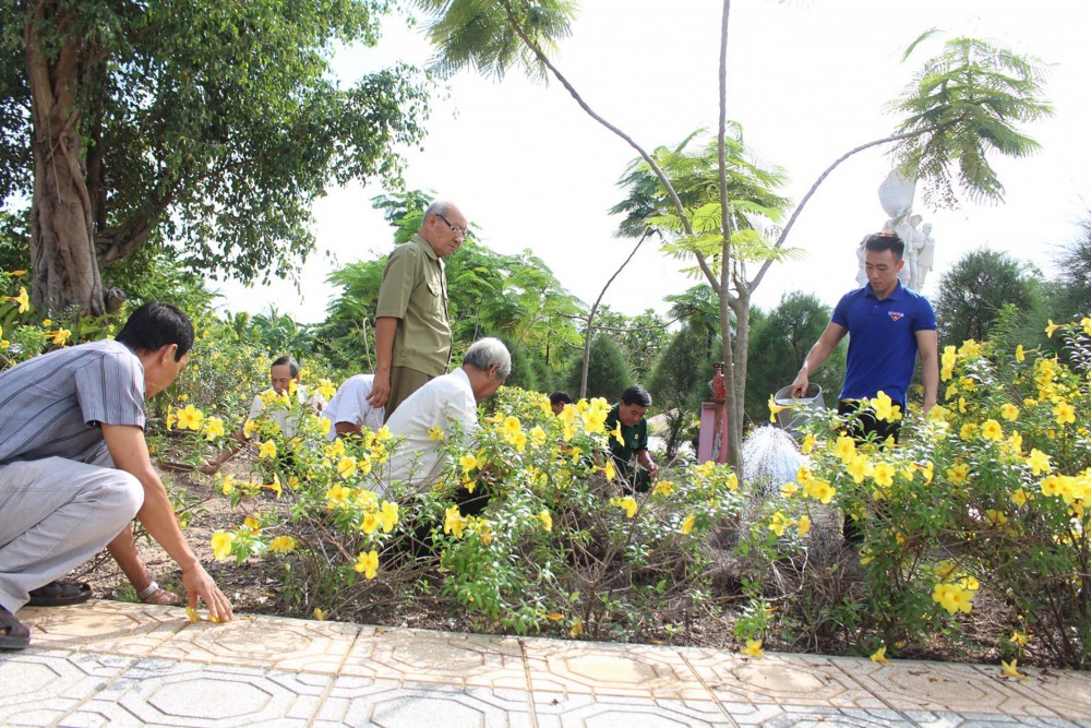 Tăng cường phối hợp, thực hiện tốt
các phong trào, hoạt động