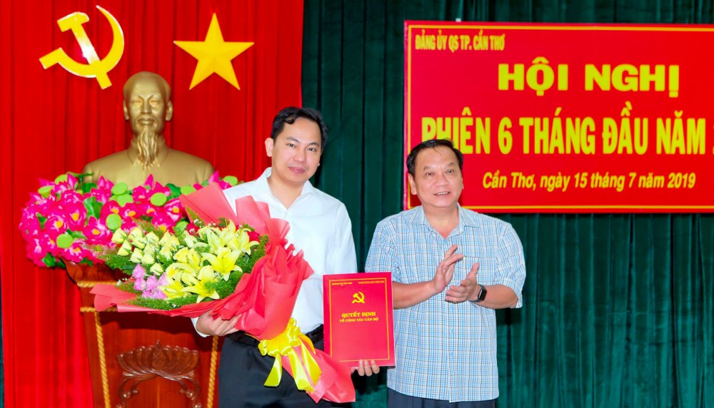 Xây dựng Đảng bộ Quân sự thành phố trong sạch vững mạnh, lãnh đạo
hoàn thành thắng lợi nhiệm vụ được giao