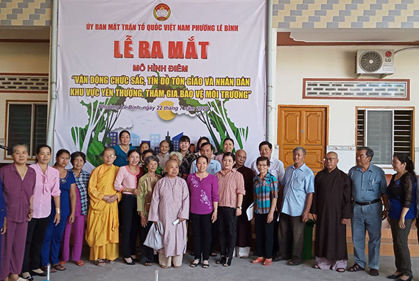 Ra mắt mô hình điểm vận động chức sắc, tín đồ và nhân dân tham gia bảo vệ môi trường