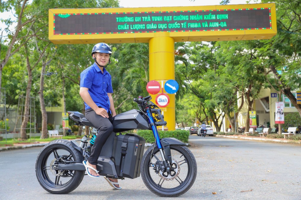 Chàng sinh viên mê sáng tạo và chiếc xe điện tự chế Chiếc xe điện do Phạm Lâm Vũ chế tạo. Ảnh: ĐỒNG KHỞI