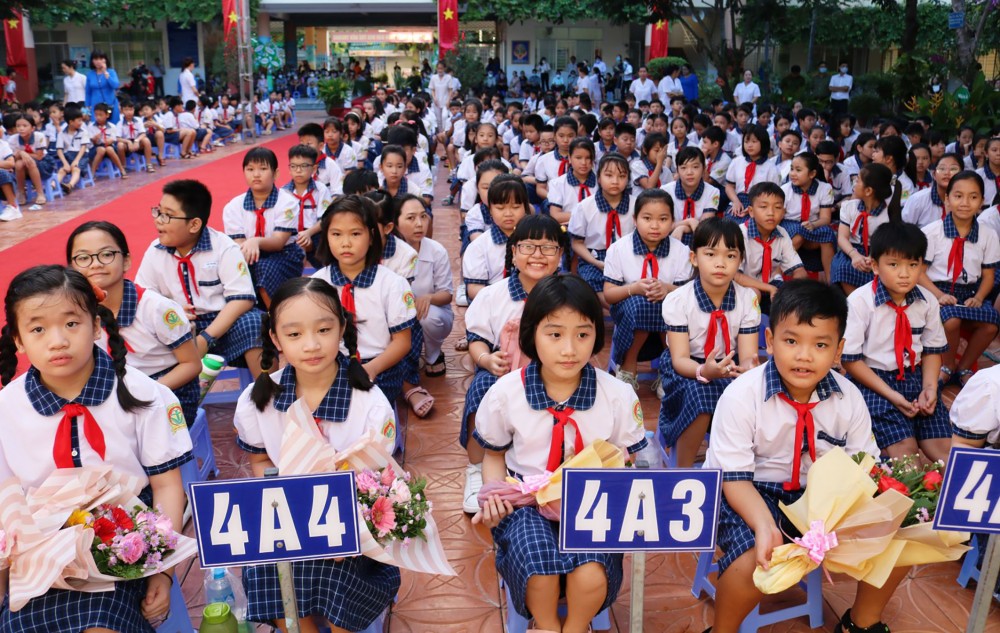 Học sinh Trường Tiểu học Võ Trường Toản trong ngày khai giảng năm học mới.