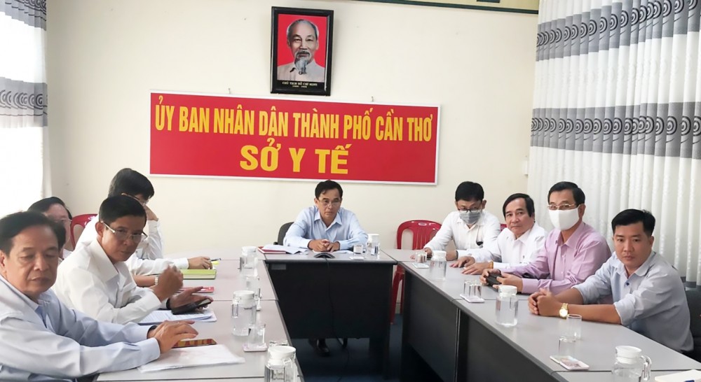 Không để “dịch chồng dịch” Điểm cầu tại Sở Y tế TP Cần Thơ.