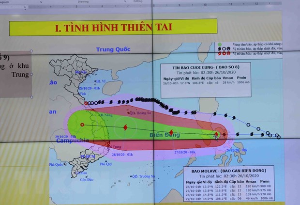Thủ tướng yêu cầu đảm bảo an toàn cho người dân trước bão số 9