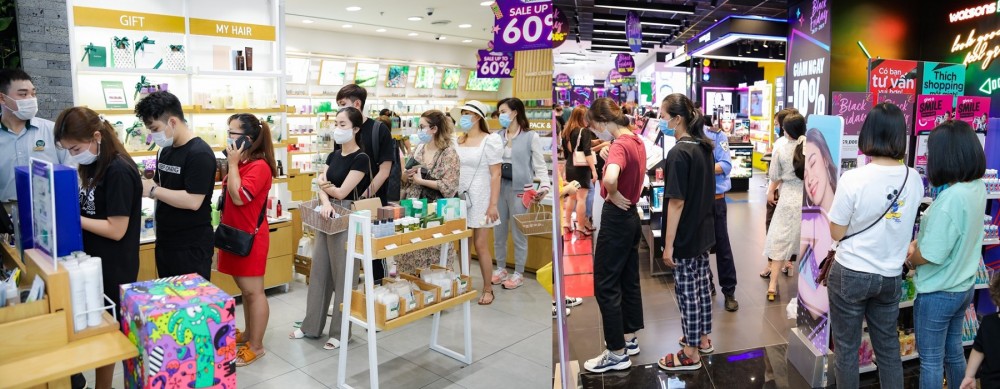 Hàng dài chờ thanh toán trong ngày Vincom Black Friday đầu tiên: “Lâu nhưng đáng!”