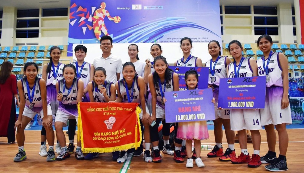 Đội Bóng rổ nữ Cần Thơ đoạt HCB vô địch quốc gia năm 2020.