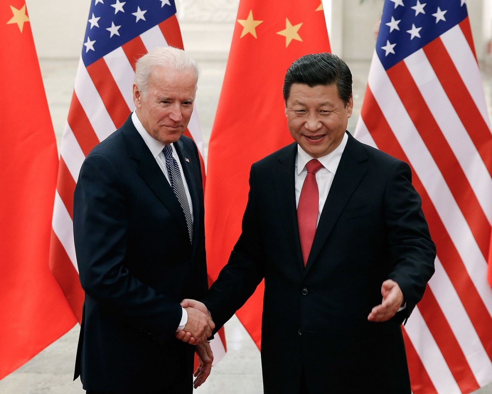 Mỹ tiếp cận “kiên nhẫn” với Trung Quốc Ông Biden (trái) trong lần gặp gỡ Chủ tịch Trung Quốc Tập Cận Bình trước đây. Ảnh: NY Times