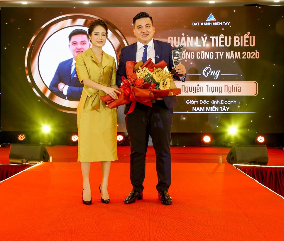 Giám đốc kinh doanh Nguyễn Trọng Nghĩa giành giải thưởng “Quản lý tiêu biểu cấp Tổng Công ty năm 2020”