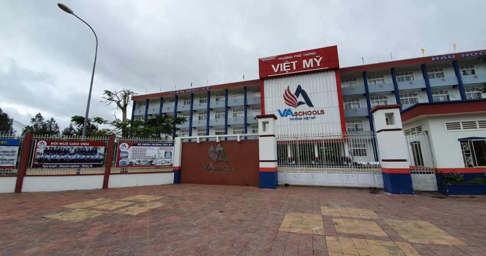 Một góc của Trường Phổ thông Việt Mỹ ở quận Cái Răng, một trong số cơ sở giáo dục có giảng dạy một số môn theo chương trình giáo dục nước ngoài.