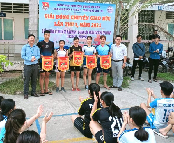 Tuổi trẻ CTUT hướng về cộng đồng Nhiều hoạt động văn nghệ, thể thao tại CTUT trong tháng 3 này. Ảnh: CTV