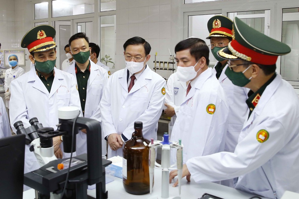 Đổi mới mạnh mẽ phương thức lãnh đạo của Đảng đối với Nhà nước trong điều kiện mới