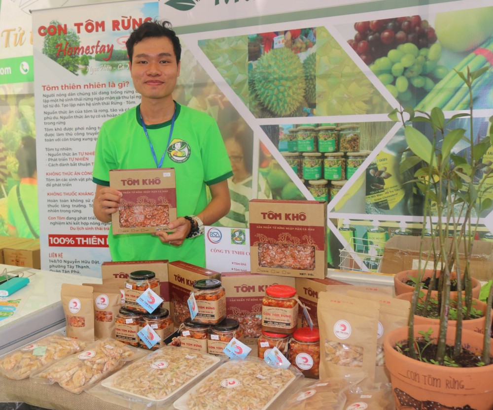 Công ty TNHH Con tôm rừng, tỉnh Cà Mau là một trong những doanh nghiệp khởi nghiệp được BSA và Hội Doanh nghiệp HVNCLC hỗ trợ phát triển kênh bán hàng online.