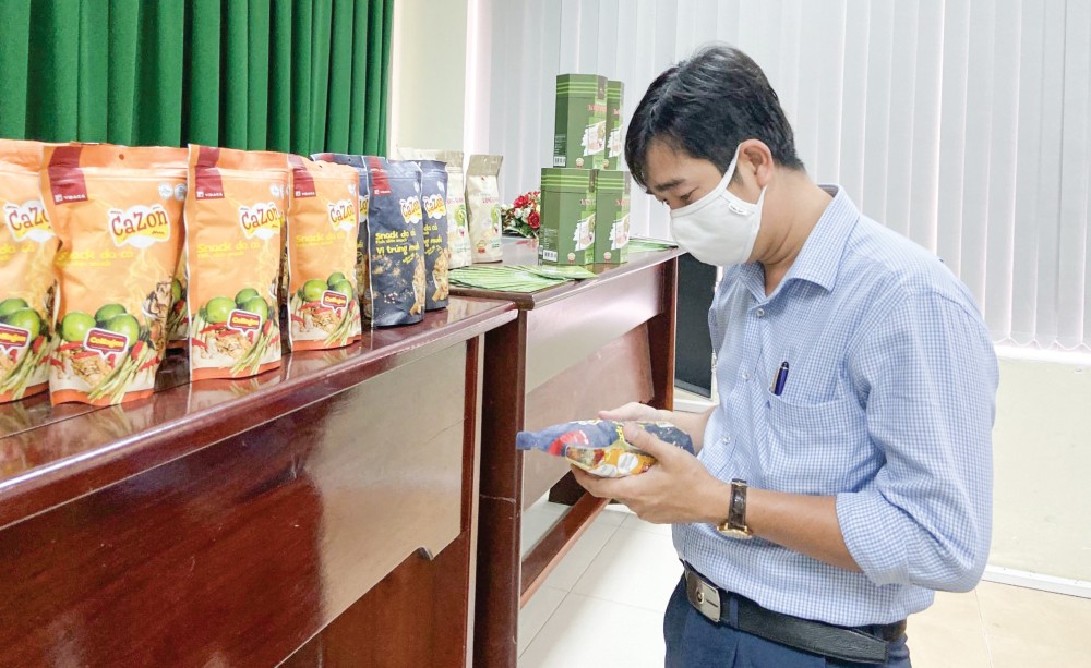 Các sản phẩm OCOP được trưng bày tại hội nghị đánh giá và phân hạng sản phẩm OCOP quận Ninh Kiều.