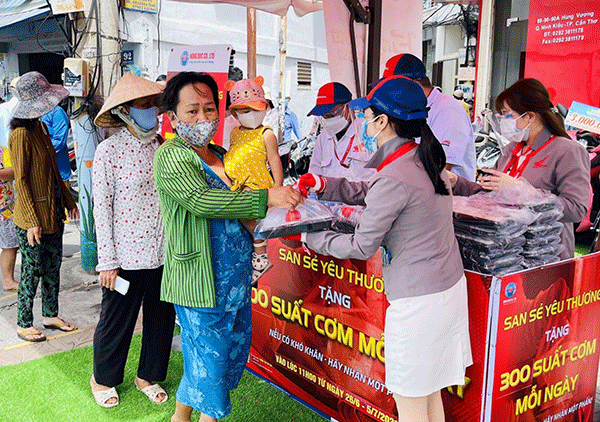 Thêm nhiều mô hình hỗ trợ người gặp khó trong dịch COVID-19